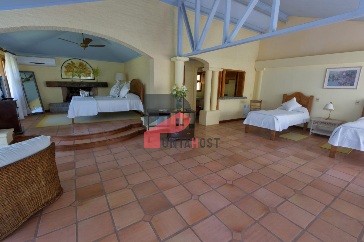 Casa ID.322 - Venta casa en punta del este 