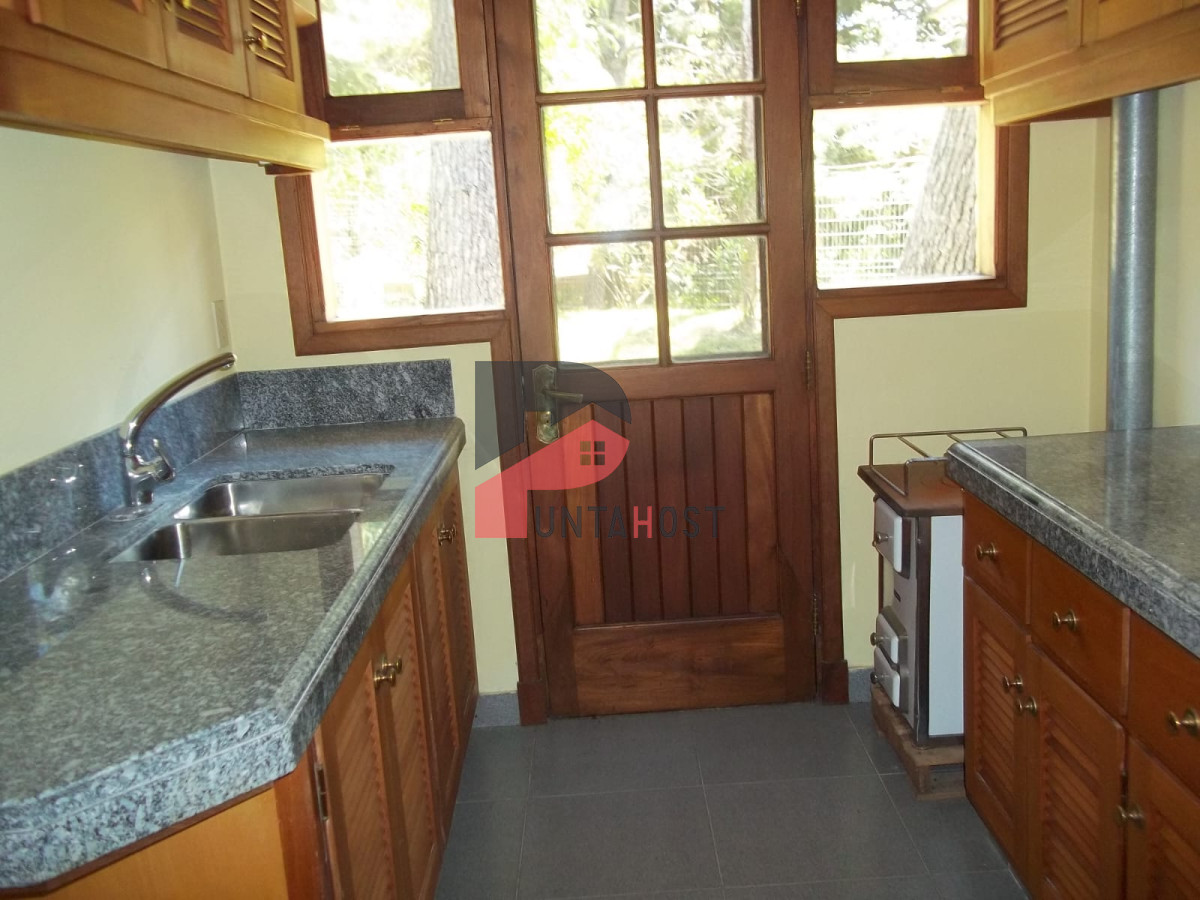 Casa ID.322 - Venta casa en punta del este 