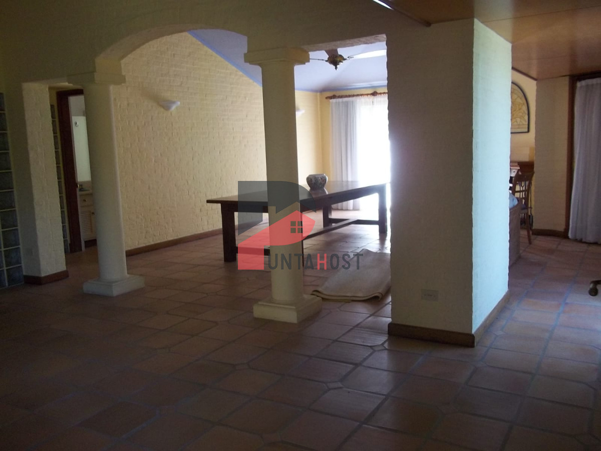 Casa ID.322 - Venta casa en punta del este 