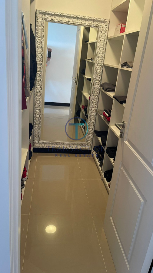 Apartamento ID.119/Venta--Impecable-Apartamento-4-dormitorios-4-baños - Apartamento en Punta del este