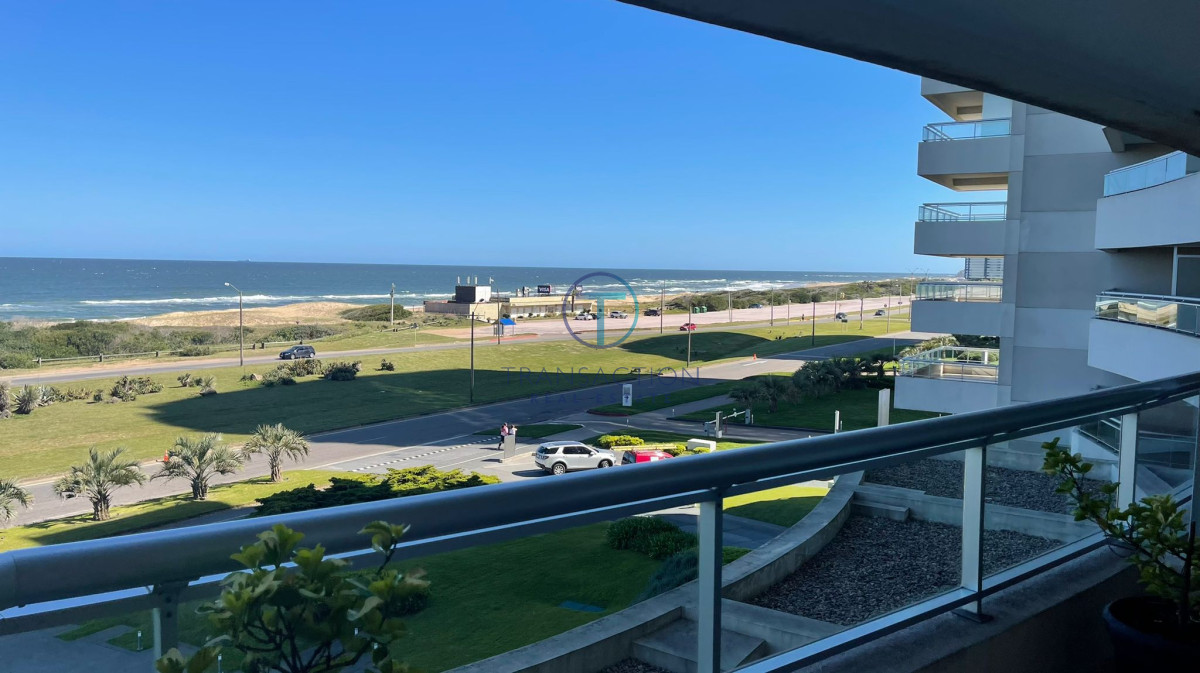 Apartamento ID.119/Venta--Impecable-Apartamento-4-dormitorios-4-baños - Apartamento en Punta del este