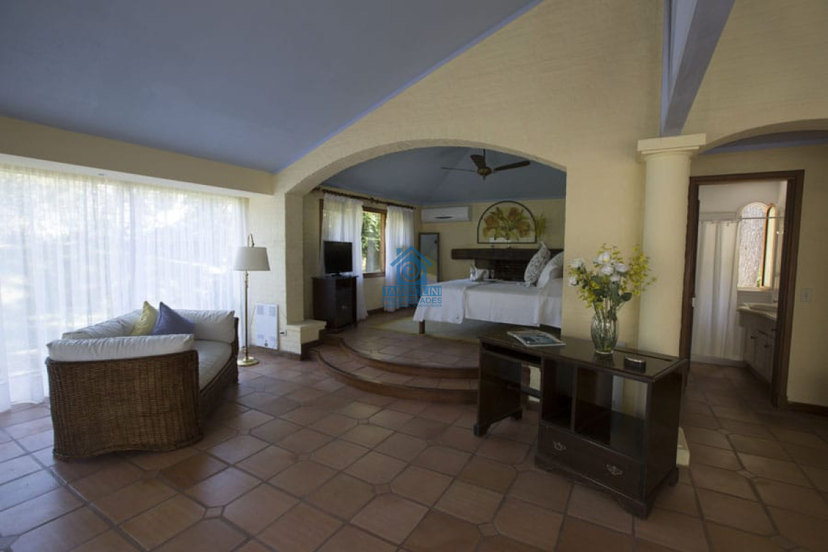 Casa ID.1011 - Venta casa en punta del este 