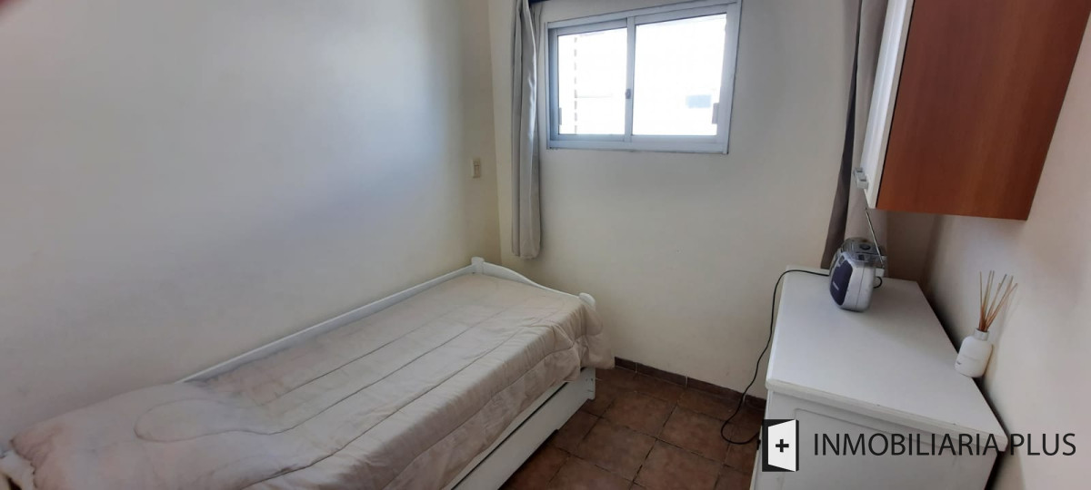 Apartamento ID.870 - Venta de Apartamento en Playa Mansa Frente al Mar de Punta del Este con 2 Dormitorios 2 Baños