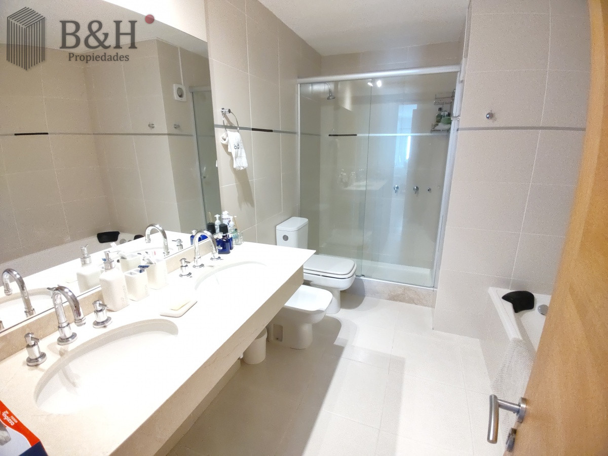 Apartamento ID.4849 - Apartamento en zona enjoy punta del este