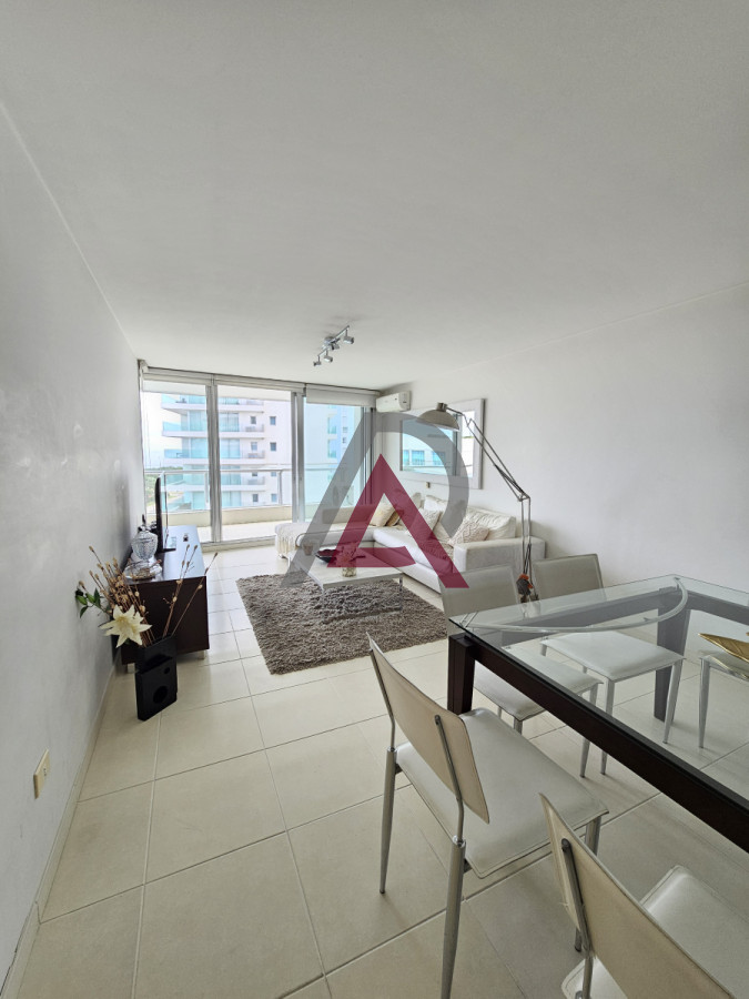 Apartamento ID.307 - VENTA APARTAMENTO 2 Dorm + Servicio + 4 Baños - PDE - Mansa