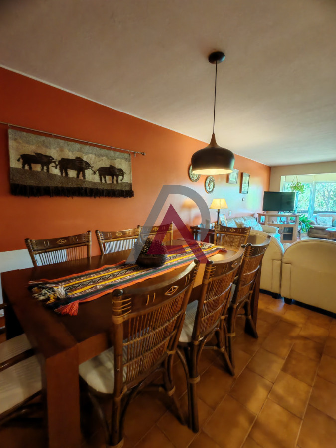Apartamento ID.306 - VENTA APARTAMENTO 3Dorm, 3 Baños - Playa Mansa- PDE