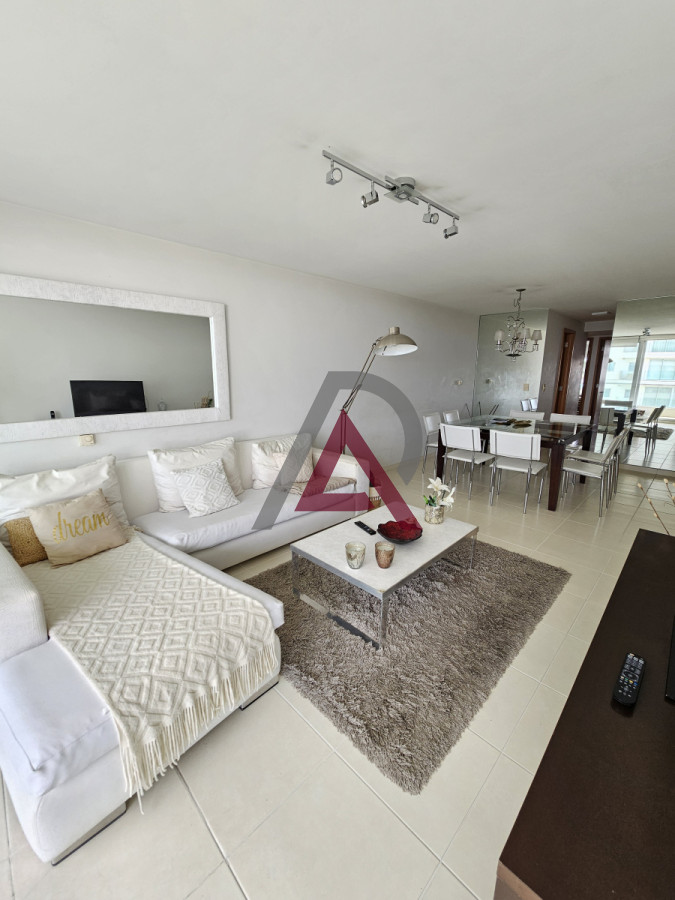 Apartamento ID.307 - VENTA APARTAMENTO 2 Dorm + Servicio + 4 Baños - PDE - Mansa