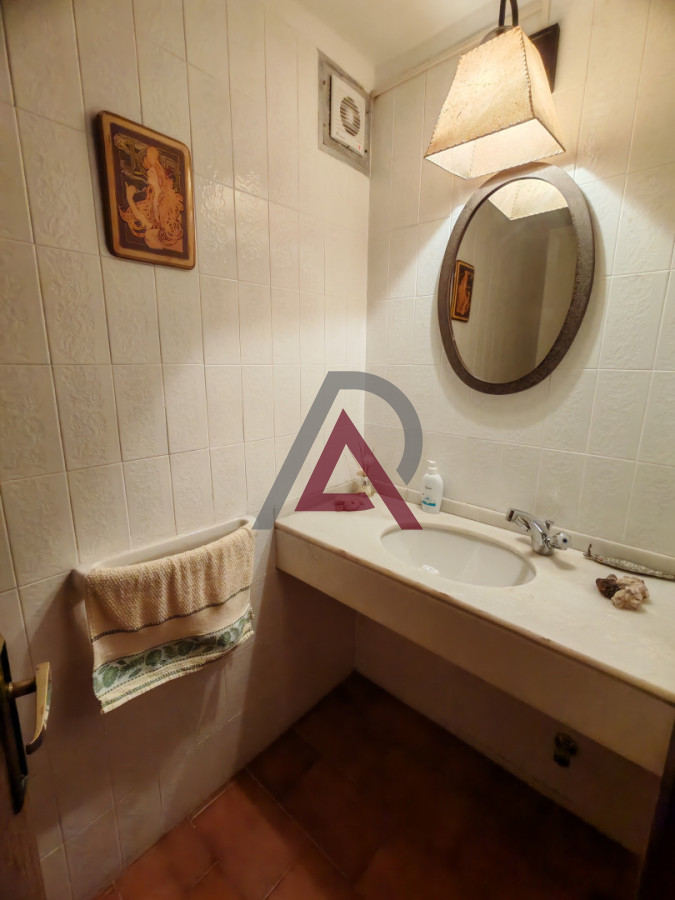 Apartamento ID.306 - VENTA APARTAMENTO 3Dorm, 3 Baños - Playa Mansa- PDE