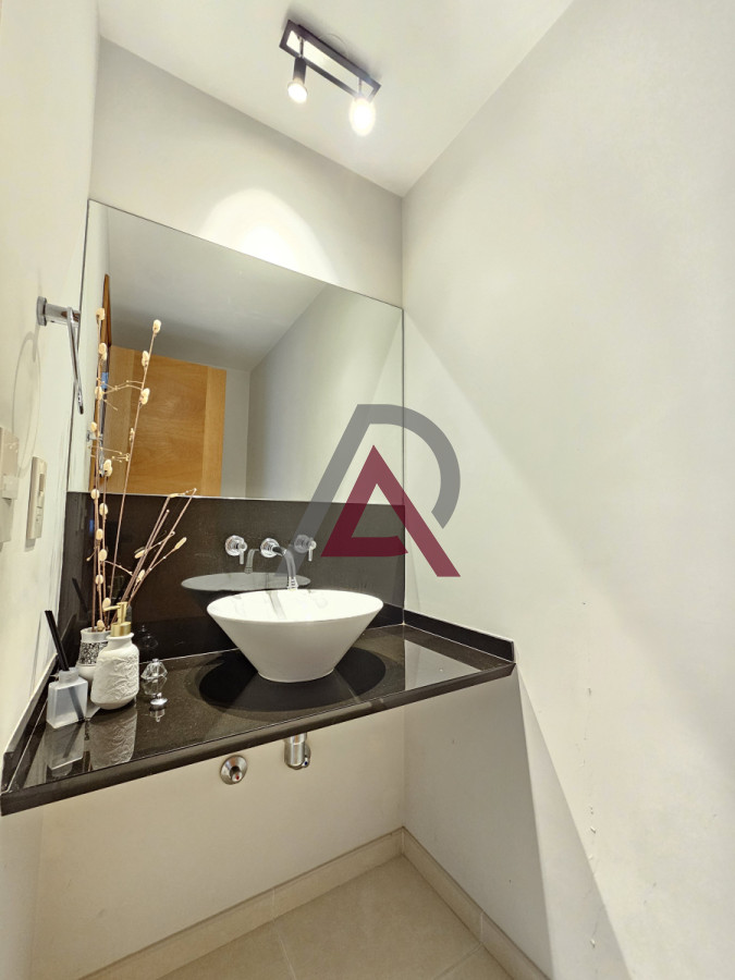Apartamento ID.307 - VENTA APARTAMENTO 2 Dorm + Servicio + 4 Baños - PDE - Mansa