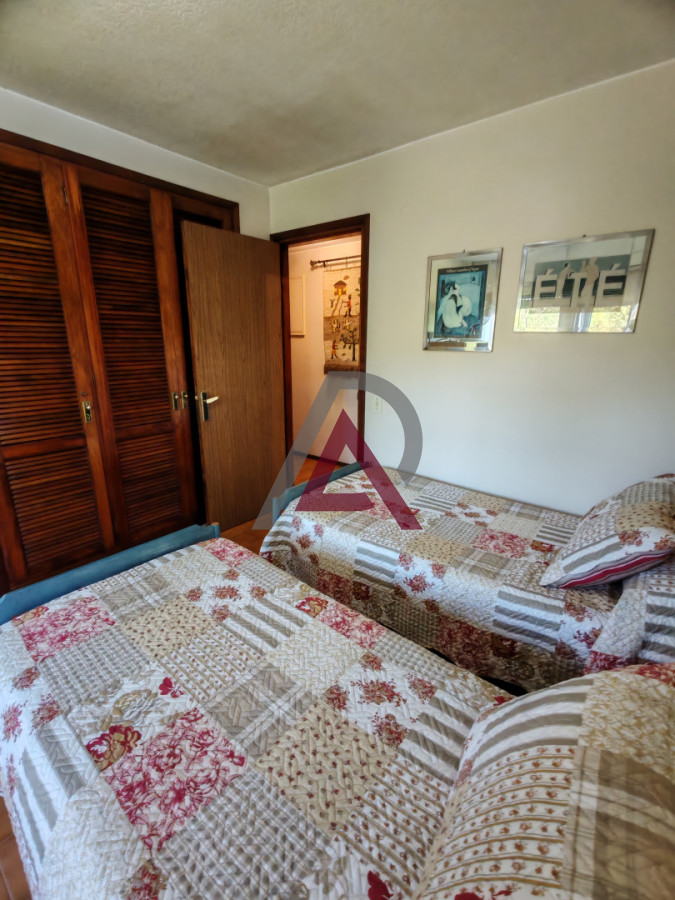 Apartamento ID.306 - VENTA APARTAMENTO 3Dorm, 3 Baños - Playa Mansa- PDE