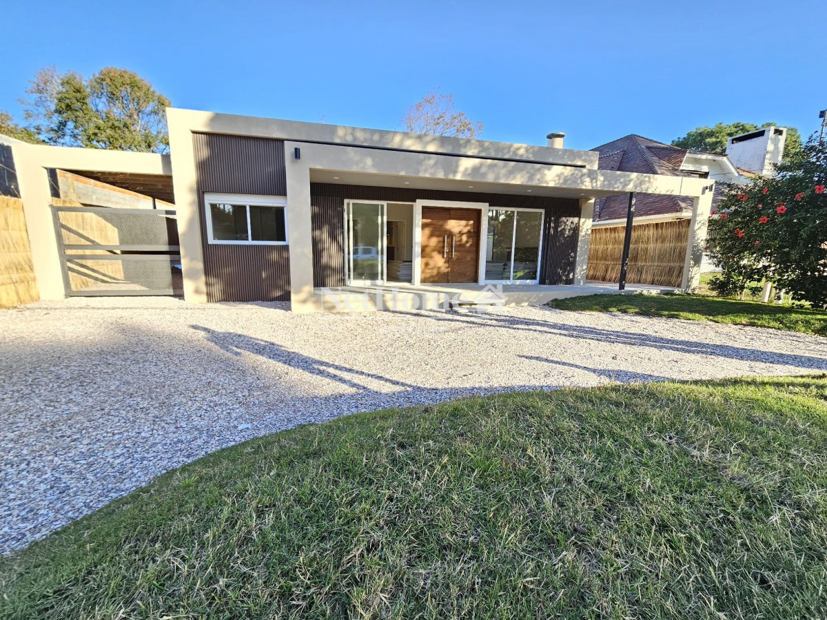 Casa ID.6 - San Rafael Casa 3 Dormitorios Parrillero techado A pocos metros del mar
