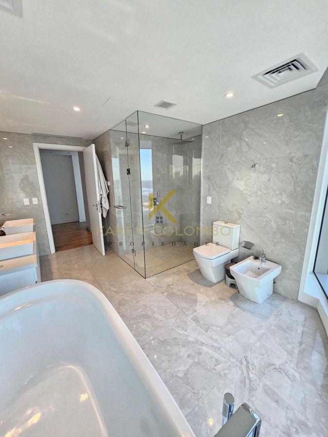 Apartamento ID.21096495 - Alquiler departamento punta del este 