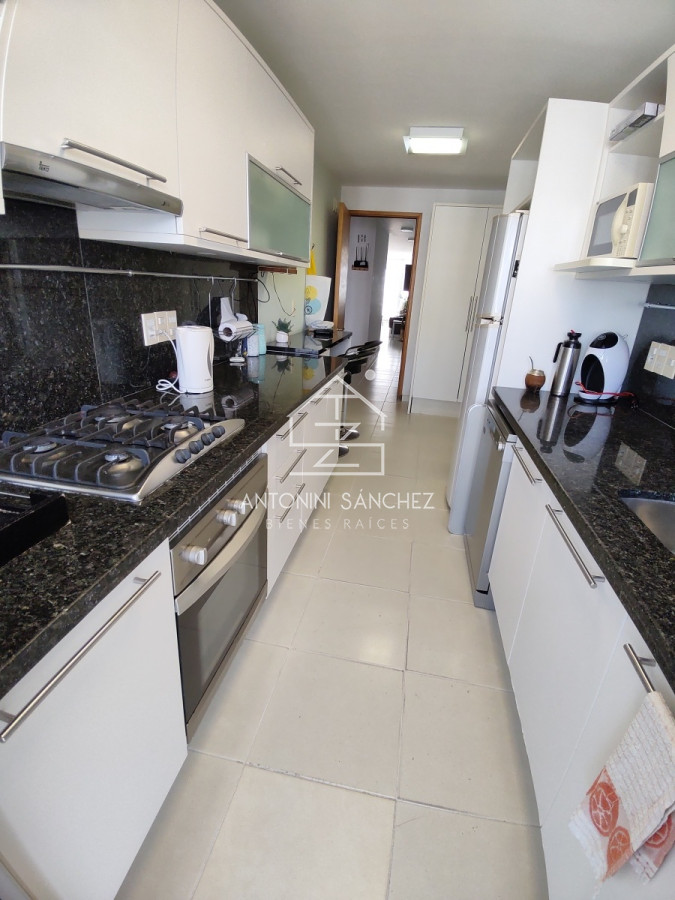 Apartamento ID.2084 - Apartamento en Punta del Este, Península