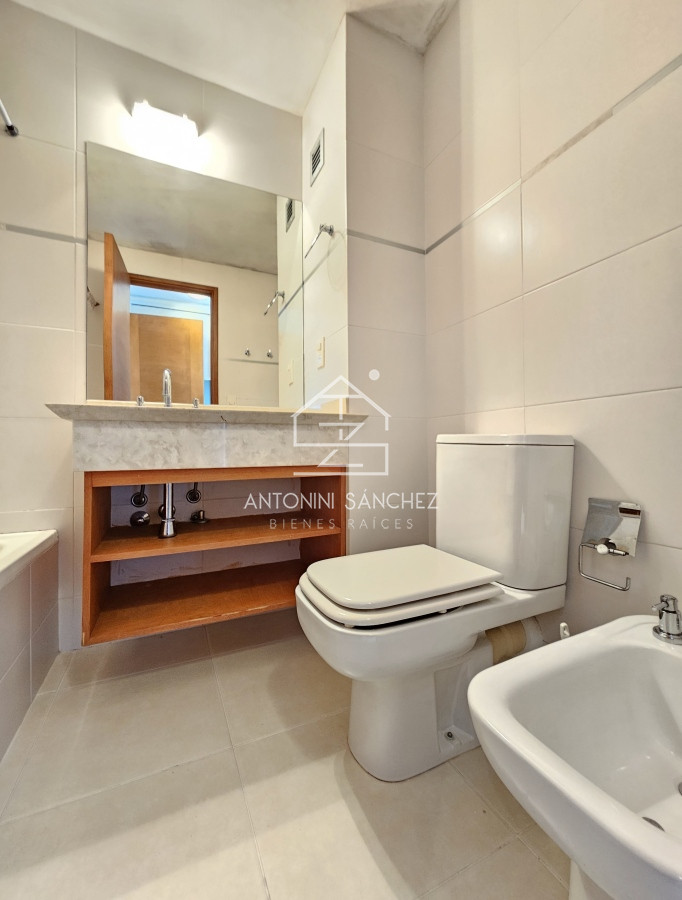 Apartamento ID.2101 - Venta apartamento 3 dormitorios Punta del Este Mansa