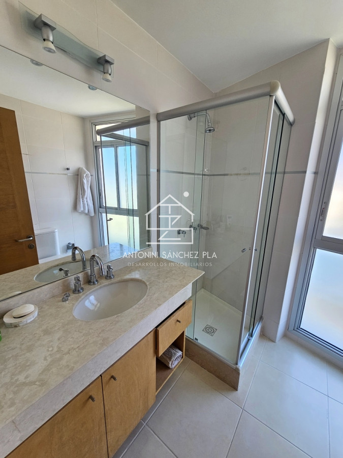 Apartamento ID.4143 - Venta Apartamento 3 dormitorios zona enjoy punta del este
