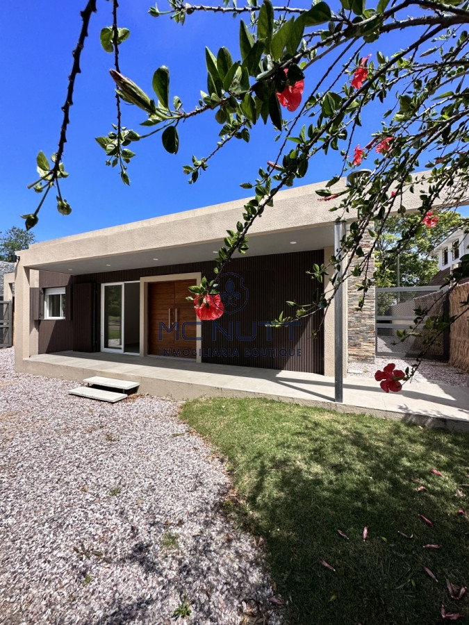 Casa ID.547/ - Casa venta punta del este