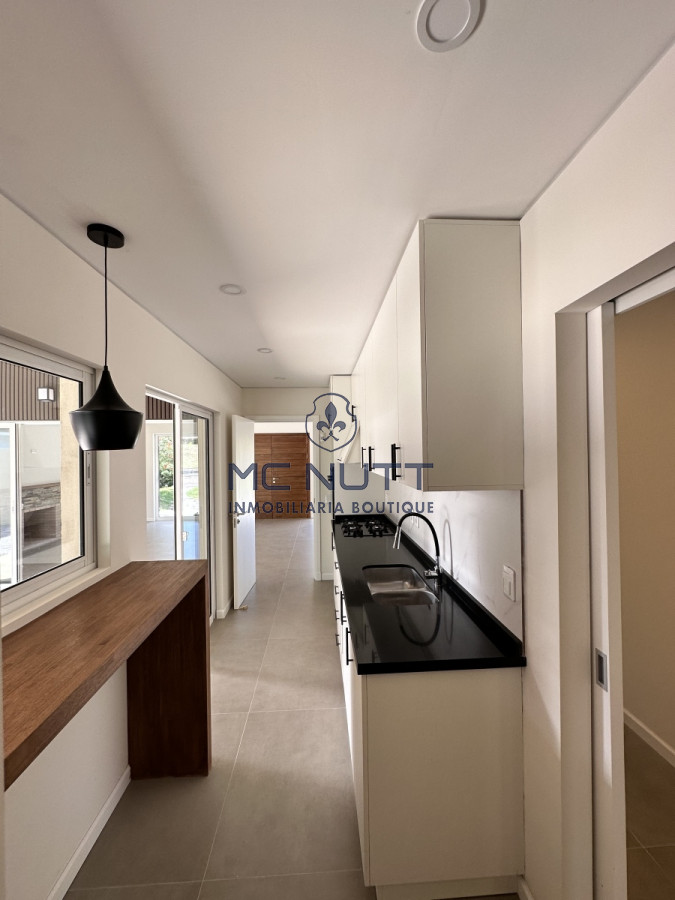 Casa ID.547/ - Casa venta punta del este