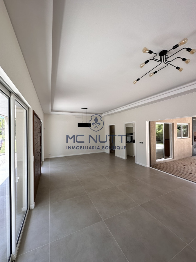 Casa ID.547/ - Casa venta punta del este