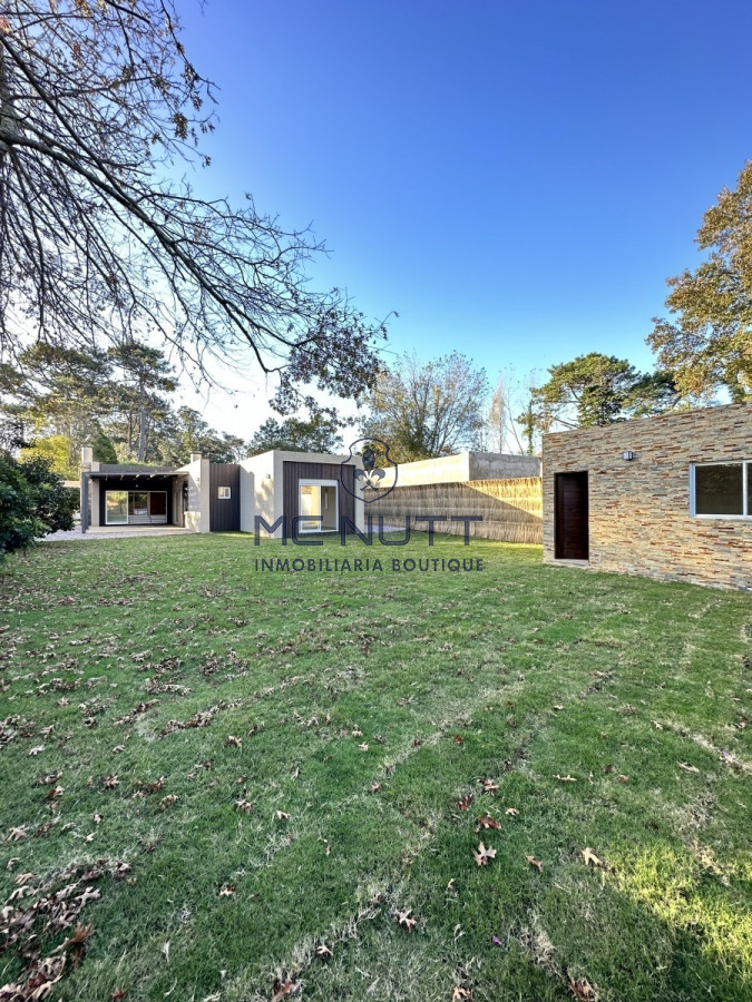 Casa ID.547/ - Casa venta punta del este