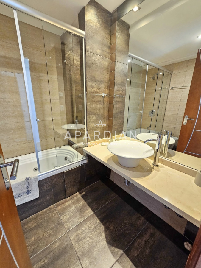 Apartamento ID.21099347 - Apartamento en Punta del Este, Mansa