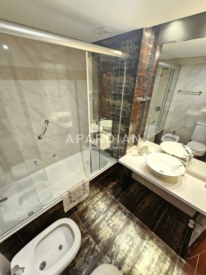 Apartamento ID.21099347 - Apartamento en Punta del Este, Mansa