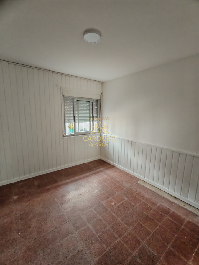 Apartamento ID.78 - Se vende apartamento en Centro de Maldonado.