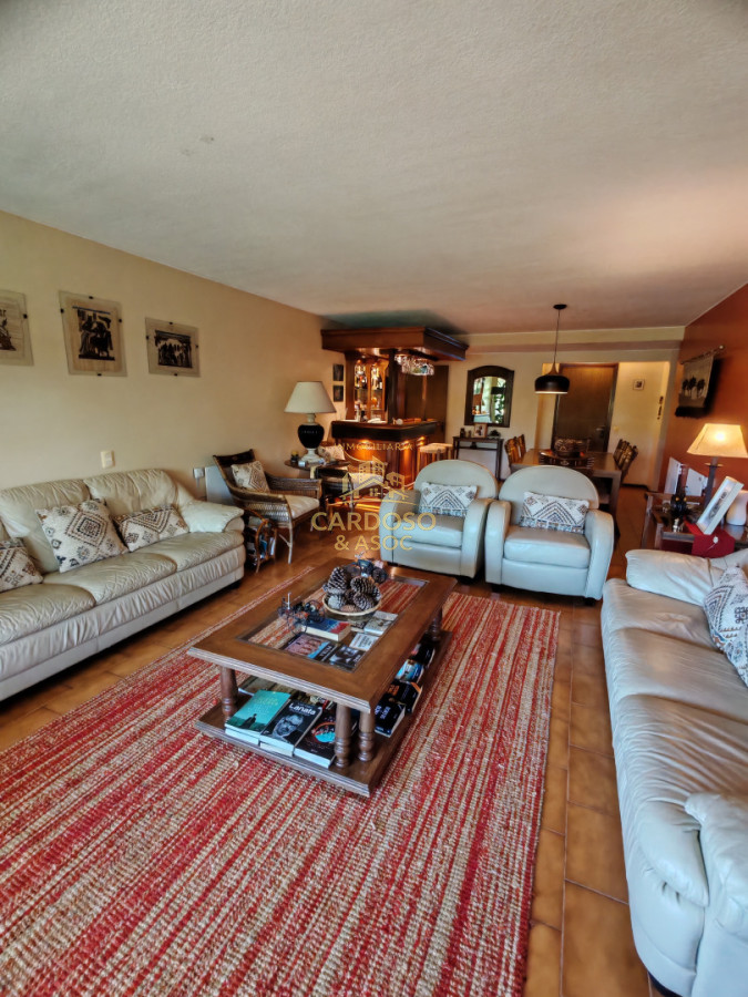 Apartamento ID.79 - Se vende Apartamento en Roosevelt.
