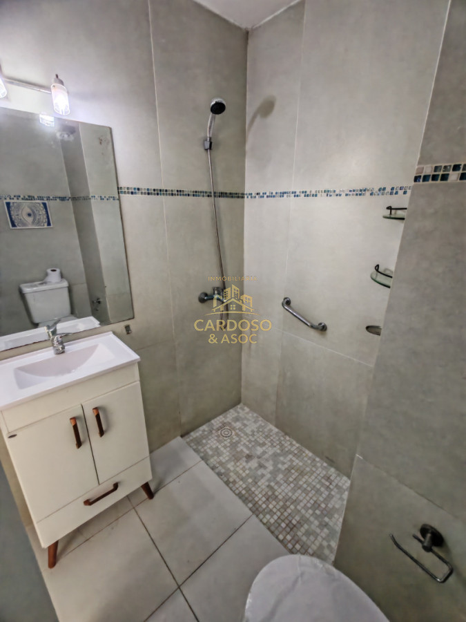 Apartamento ID.78 - Se vende apartamento en Centro de Maldonado.