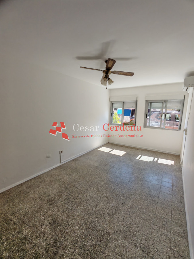 Apartamento ID.1992 - VENTA - Centro de Maldonado
