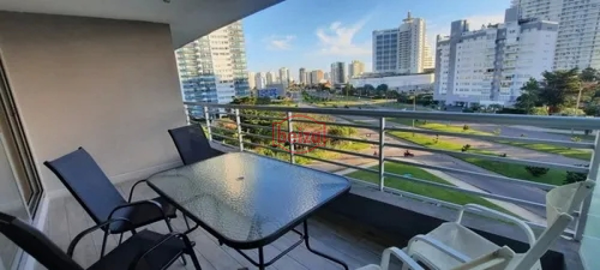 Apartamento ID.165985/Apartamento-en-venta-de-3-dormitorios-en-Aidy-Grill-Playa-Brava-Punta-del-Este - Apartamento en La Pastora - Punta del Este