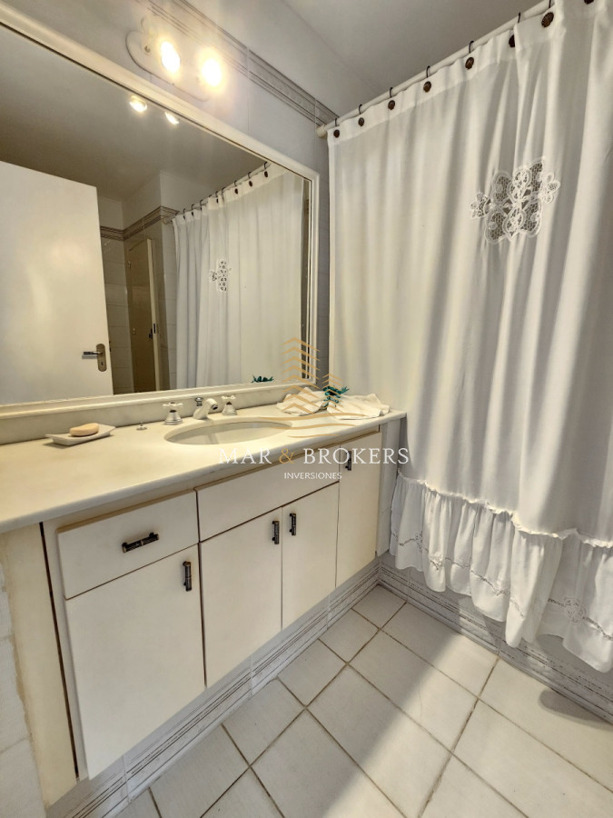 Apartamento ID.1069 - Apartamento en Punta del Este, Puerto