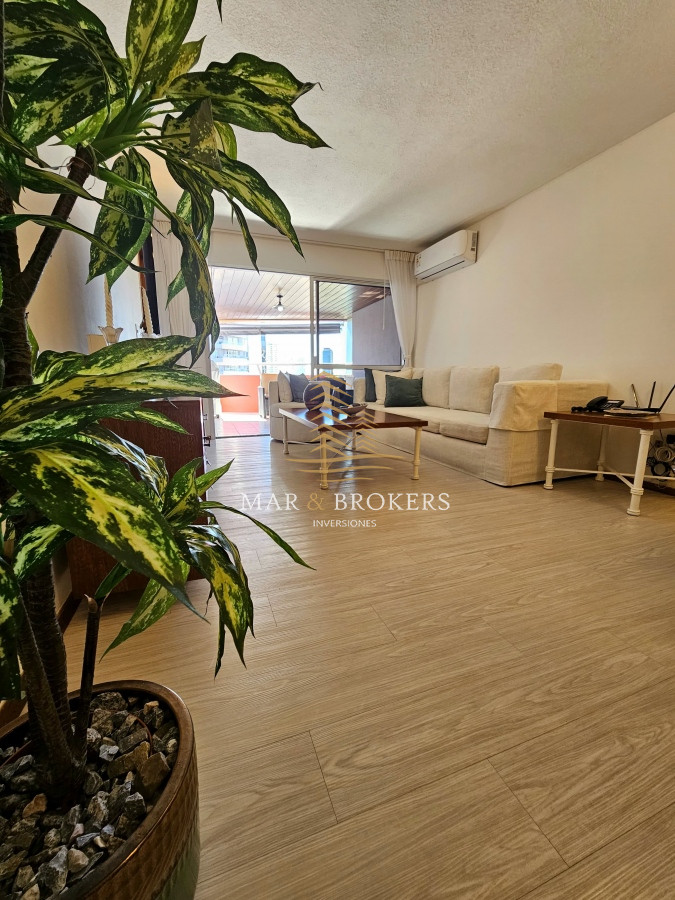 Apartamento ID.778 - EXCELENTE PROPIEDAD EN EDIFICIO SCORPIO!!