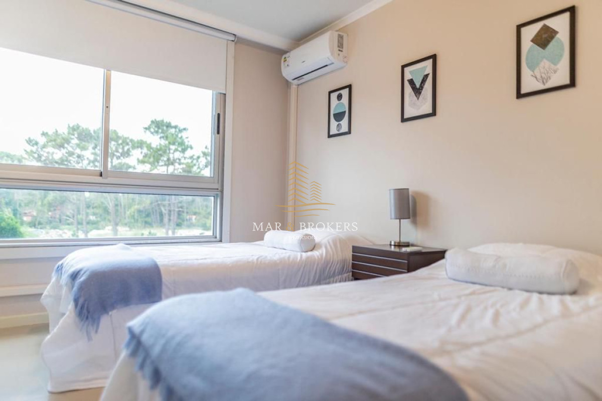 Apartamento ID.557 - Hermoso apto. 3dor en suite +dependencia. Roosevelt (Brava)