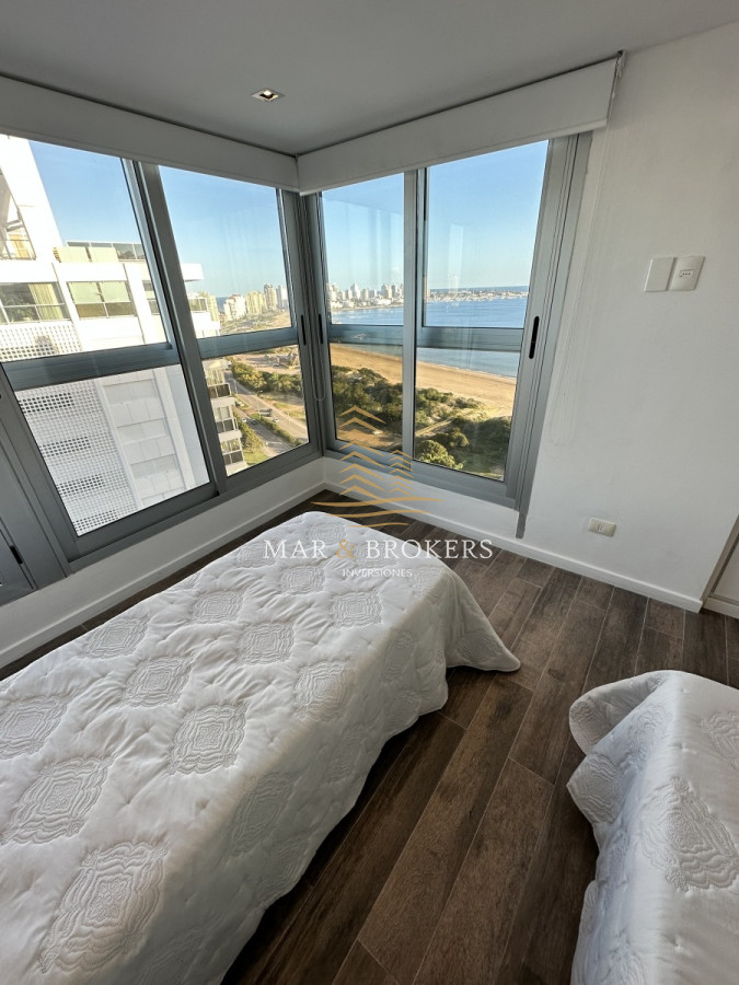 Apartamento ID.2 - Penthouse primera linea mansa