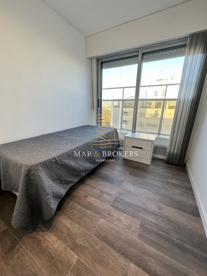 Apartamento ID.2 - Penthouse primera linea mansa