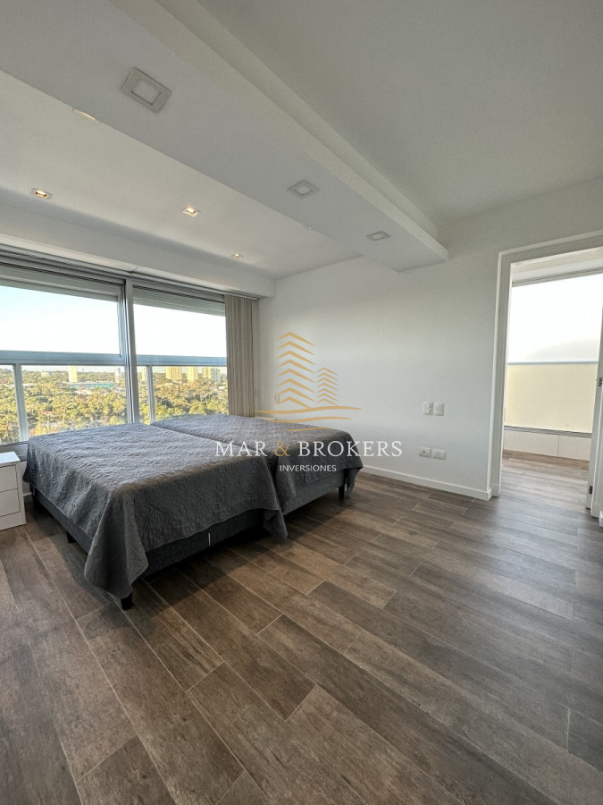 Apartamento ID.2 - Penthouse primera linea mansa