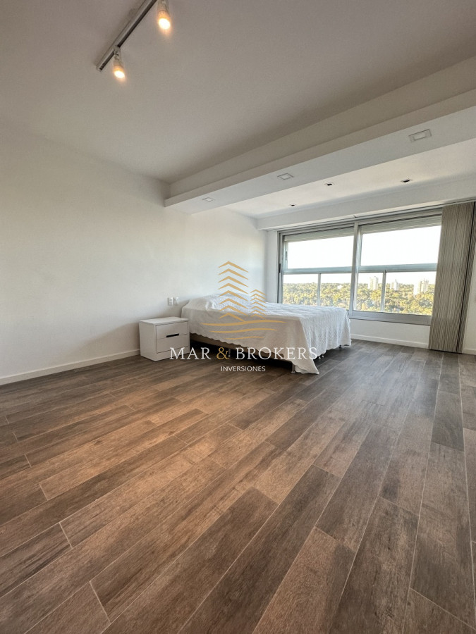 Apartamento ID.2 - Penthouse primera linea mansa