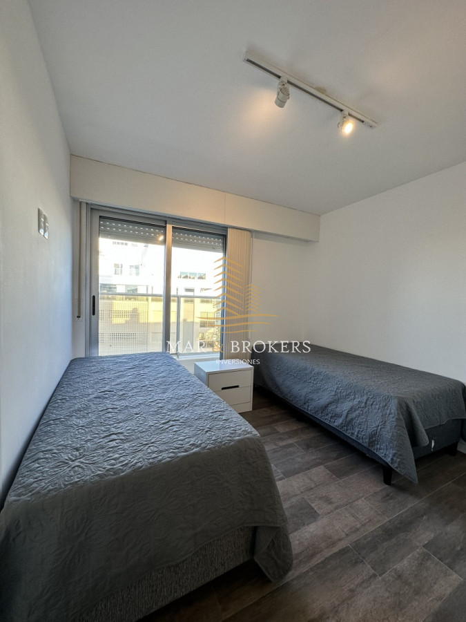 Apartamento ID.2 - Penthouse primera linea mansa