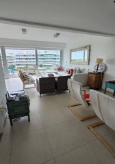 Apartamento en Punta del Este, Brava
