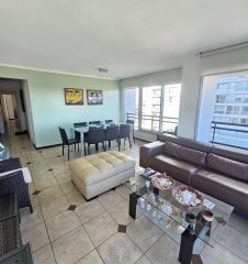 Venta departamento punta del este