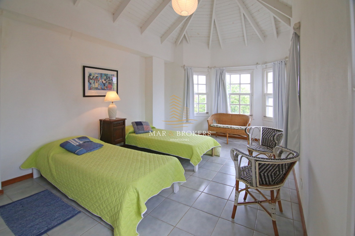 Casa ID.104 - Casa en venta y alquiler temporal La barra Punta del Este.