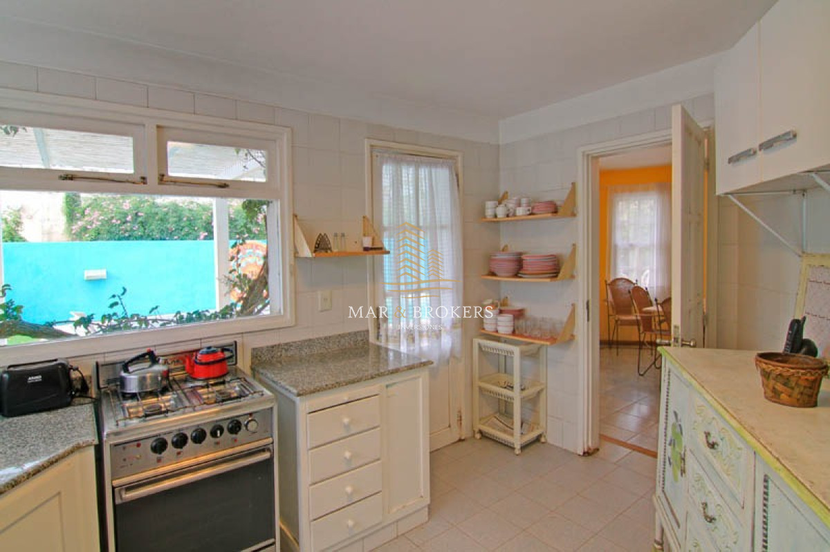Casa ID.104 - Casa en venta y alquiler temporal La barra Punta del Este.
