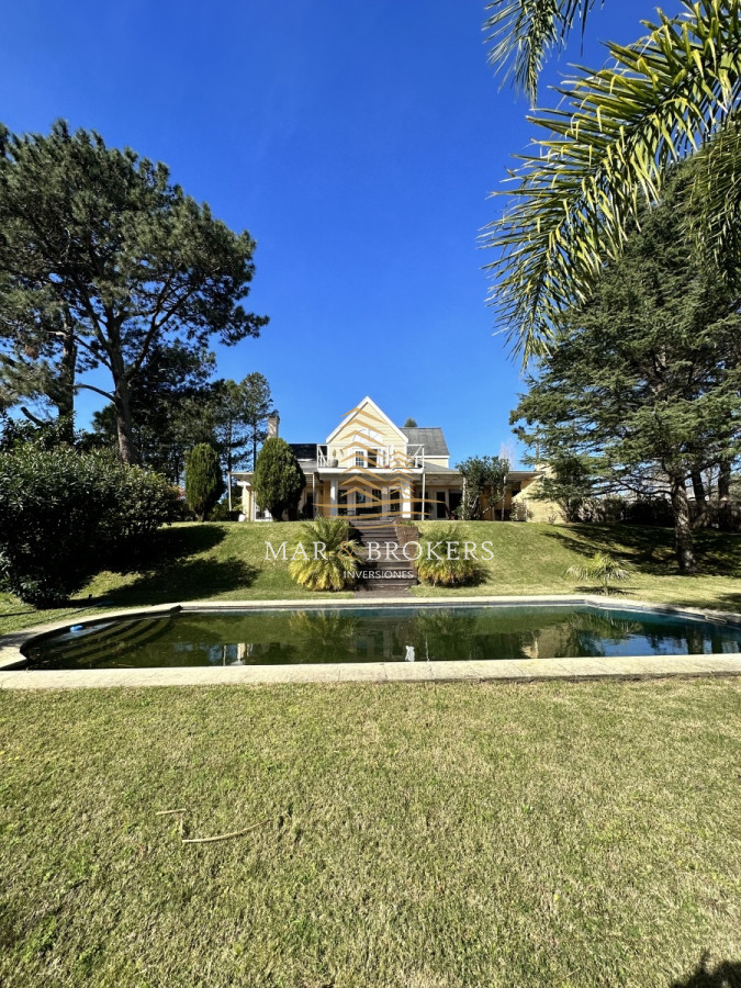 Casa ID.672 - Venta casa en punta del este 