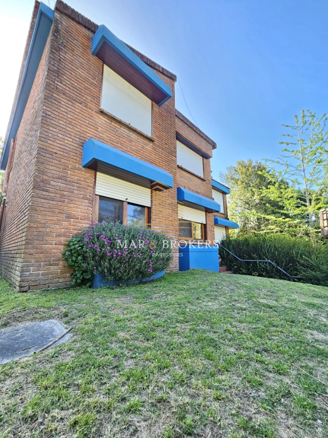 Casa ID.911 - Excelente casa en venta en Altos del Pinar