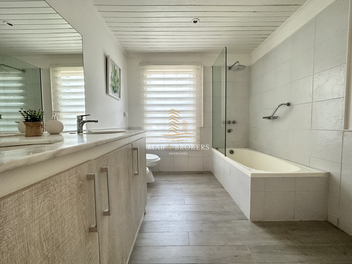 Casa ID.672 - Venta casa en punta del este 