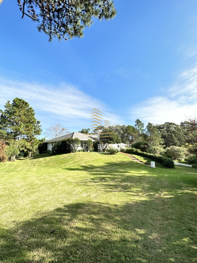 Casa ID.625 - Venta casa punta del este 