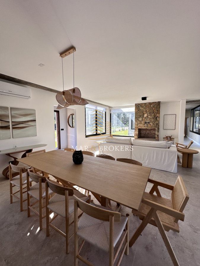 Casa ID.1630 - Venta casa punta del este 