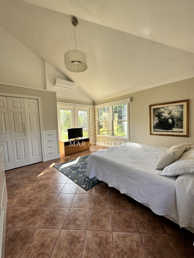 Casa ID.672 - Venta casa en punta del este 