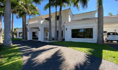 Casa en venta en barrio privado Montesol