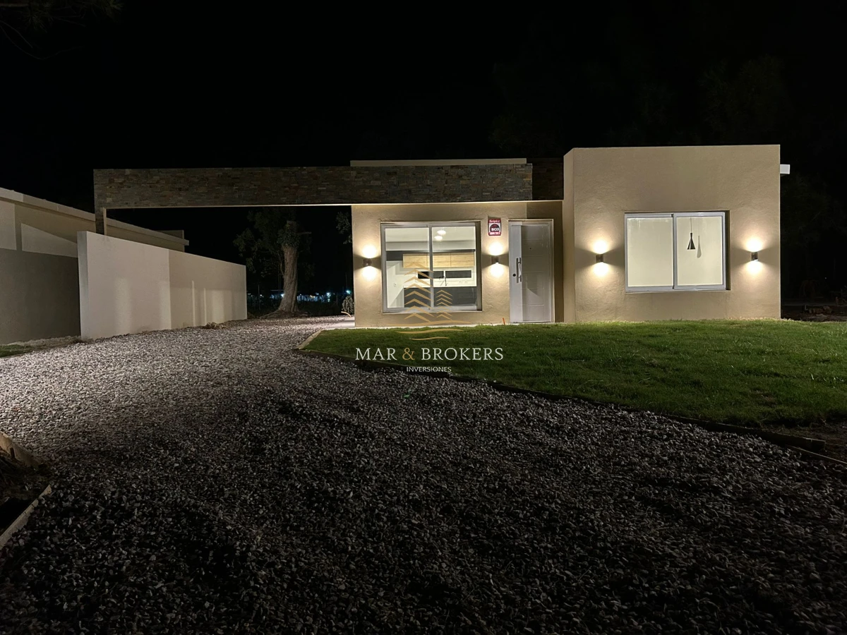Casa ID.874 - CASA A ESTRENAR EN LA FLORESTA .VENTA Y AQUILER ANUAL